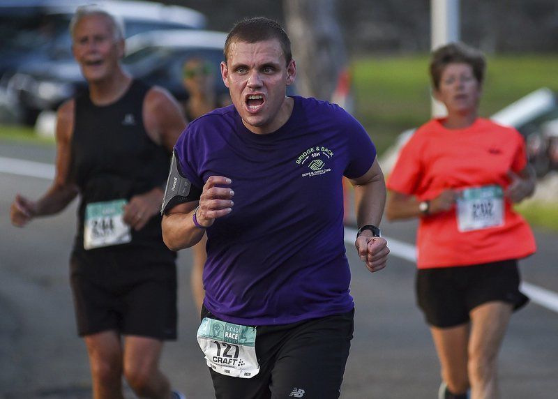 Rocha, Horgan take top honors at 52nd annual Beverly Homecoming Road Race
